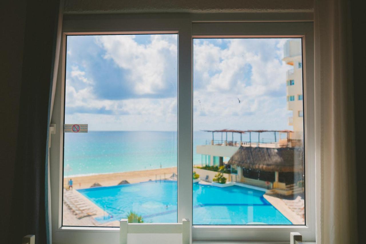 Cancun Plaza Condo Ocean Front Esterno foto